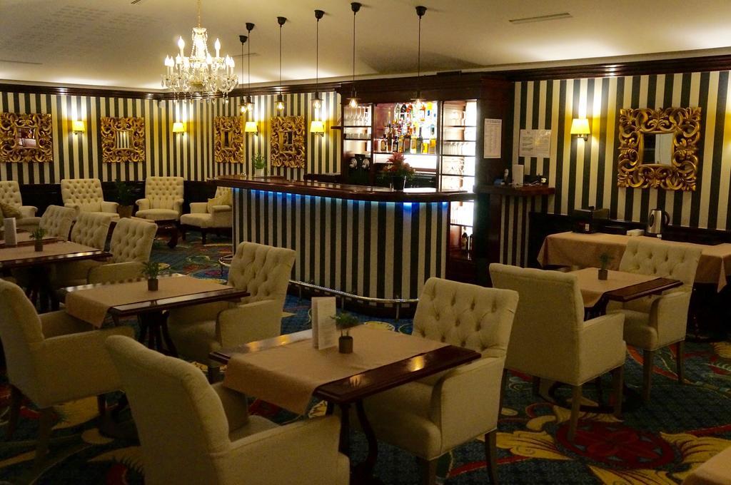 Ermitage - Mont-Saint-Michel Hotel Beauvoir  Buitenkant foto